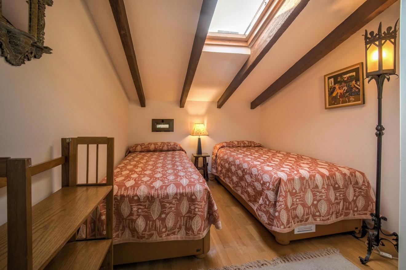 Beds & Breaks Verdi Valenza Esterno foto