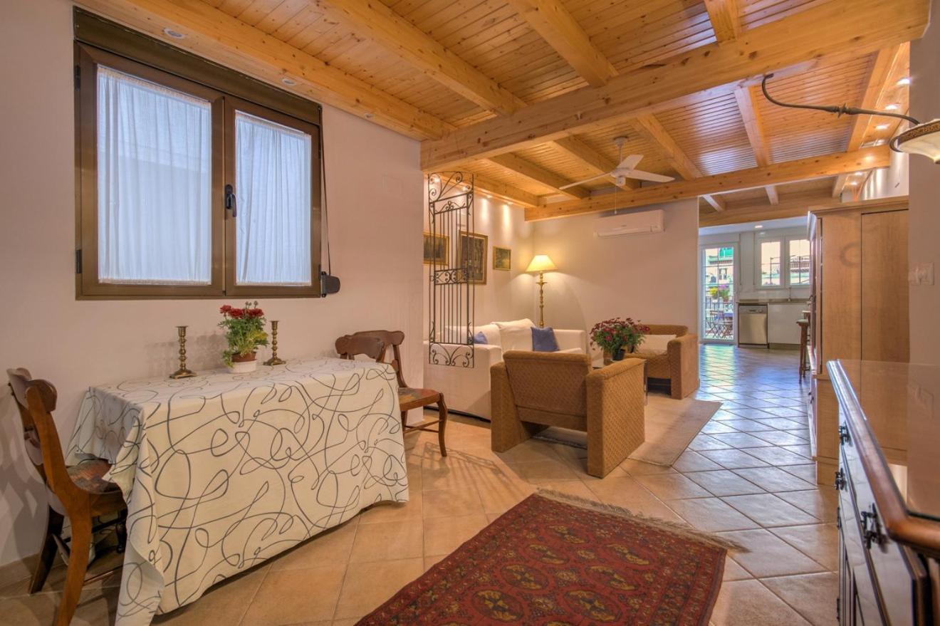 Beds & Breaks Verdi Valenza Esterno foto